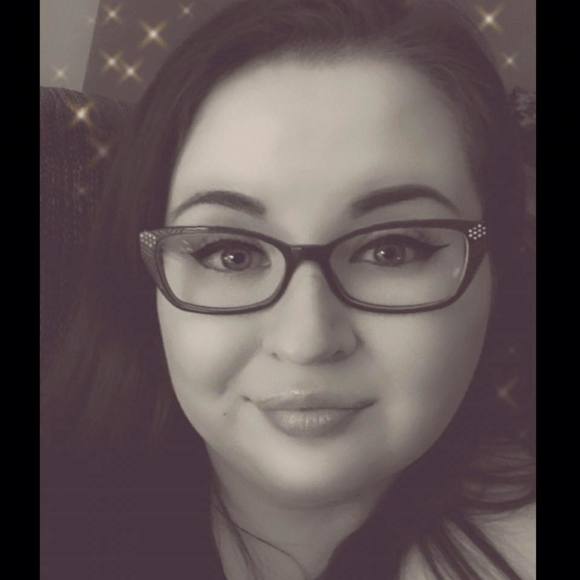 Meet your Posher, Samantha - Picture 1 of 1